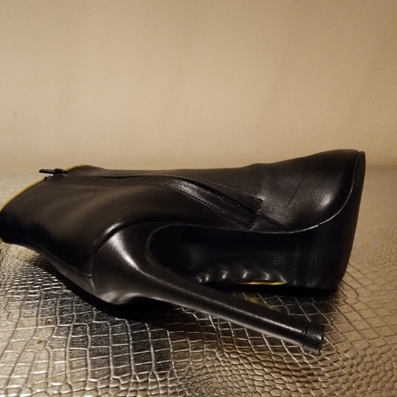 *HP* GIANNI MARRA Calfskin Black Ankle Boots Made in Italy - Picture 10 of 13